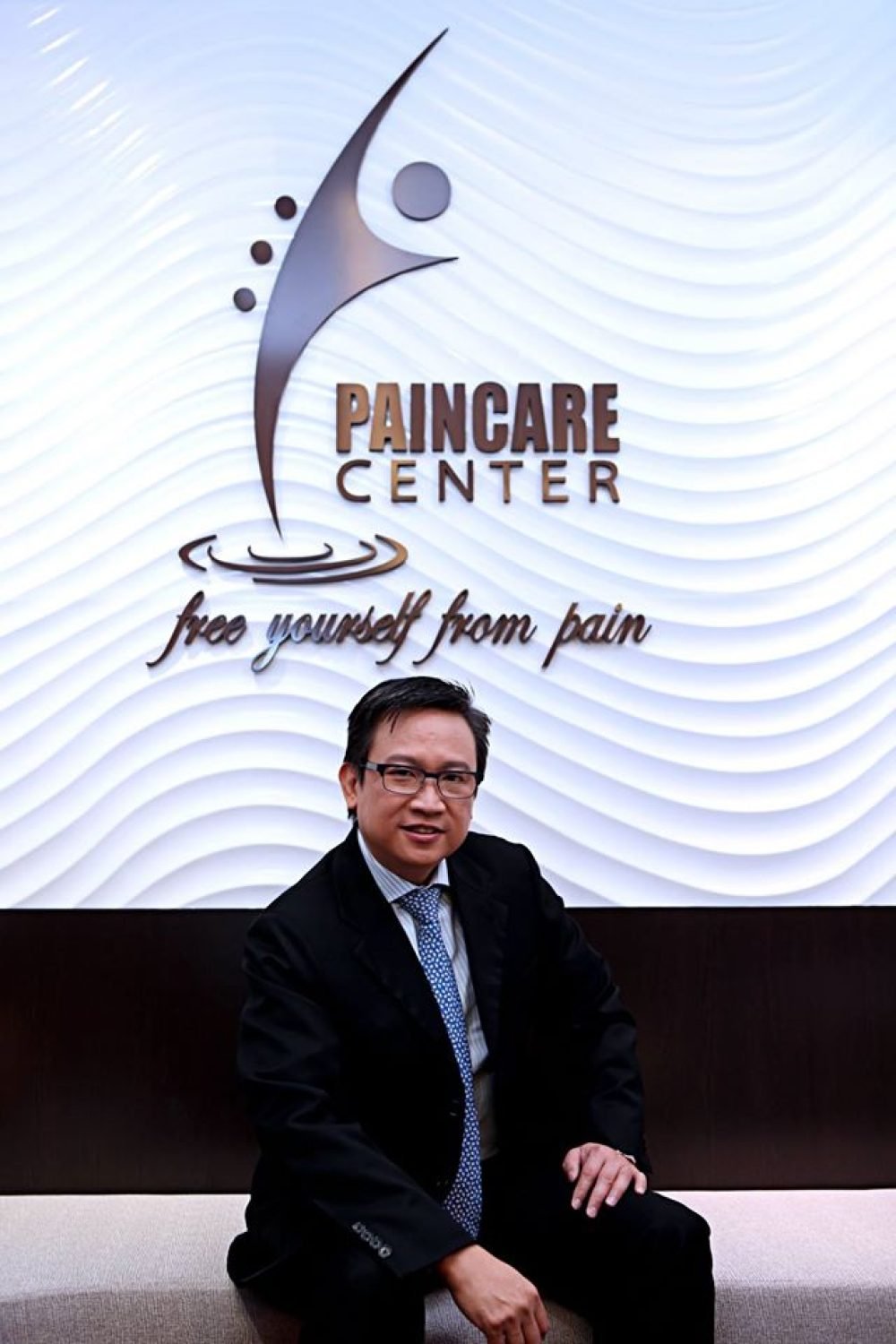 Dr Bernard Lee • Consultant Pain Specialist • Singapore