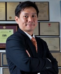 Dr Eric Hong Cho Tek
