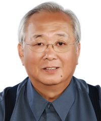 Dr Johnny Lee Moh Hiong