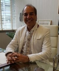 Dr Marco Faria Correa (Plastic Surgeon)