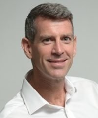 Dr Peter McCorkindale