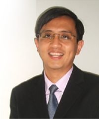 Dr Roger Tan