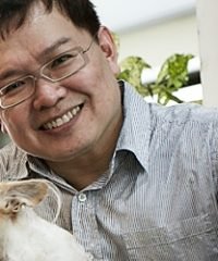 Dr Francis Seow Choen