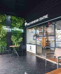First Eyewear Centre (Siglap)