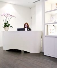 Mendis Aesthetics & Surgery