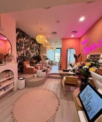 Ooh La La! Nails & Lashes Bar (Komo Shoppes)
