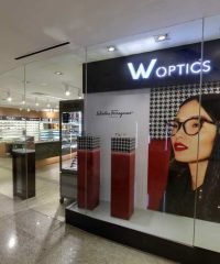 W Optics (Wheelock Place)