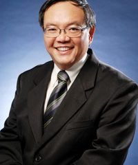 Dr Lewis Lee